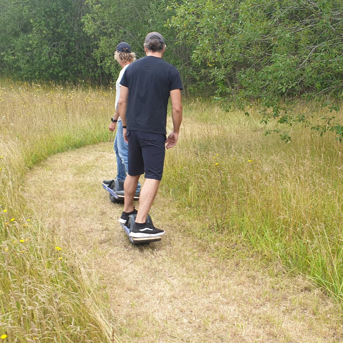 OneWheel & Cake Ösa elmoped