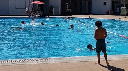 Utomhuspool Terra Nova