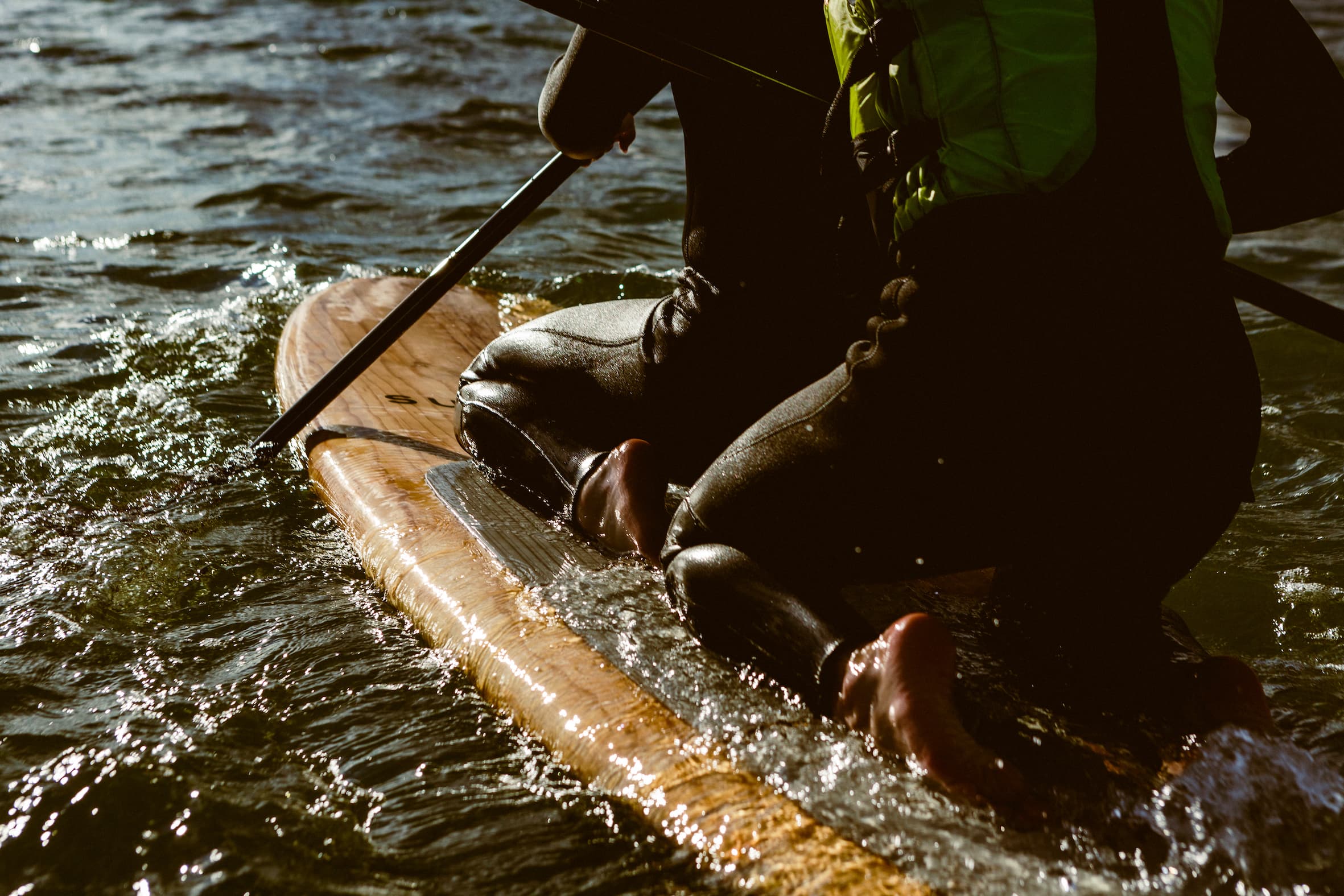 Hyr SUP bräda på Surflogiet