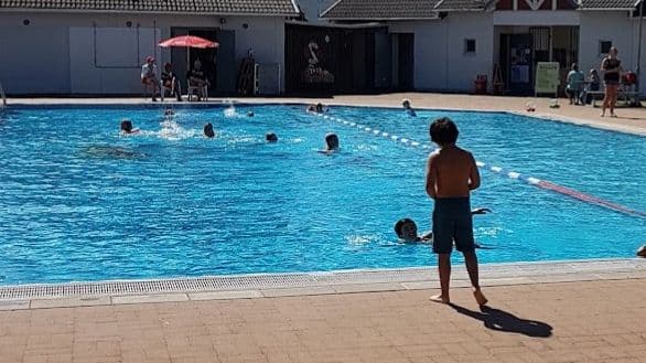 Sommarsimskola