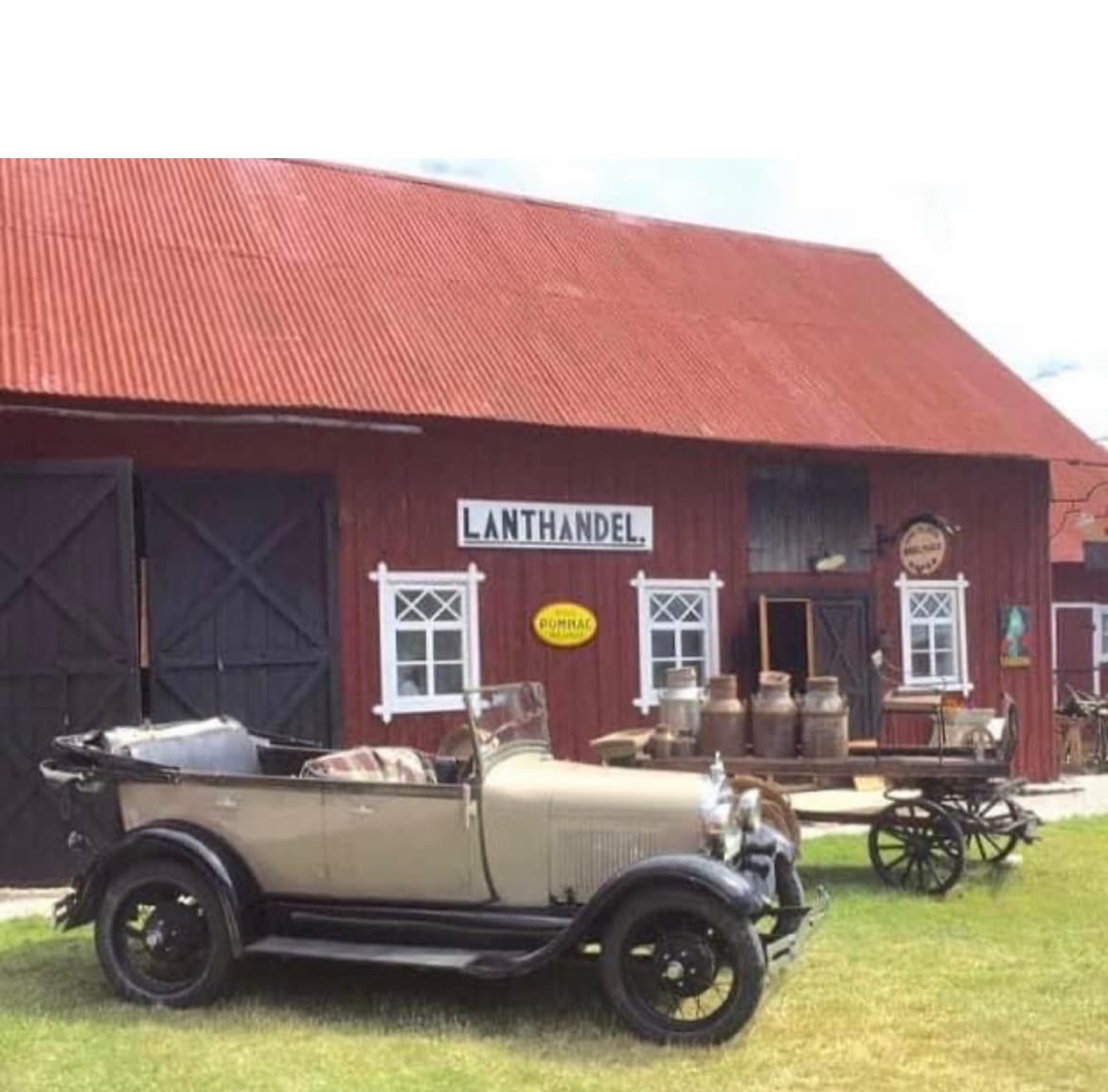 Linneagården , Viklau Gårdsmuseum
